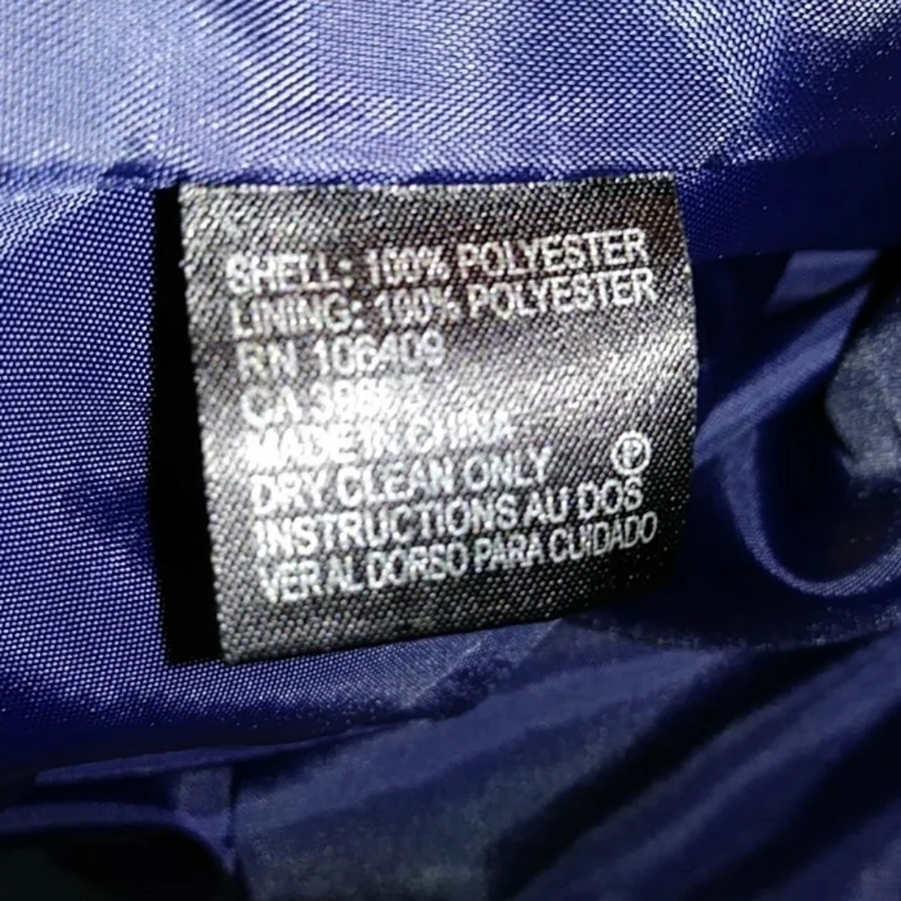 Tahari suit jacket 8 black pinstripes - Picture 9 of 9